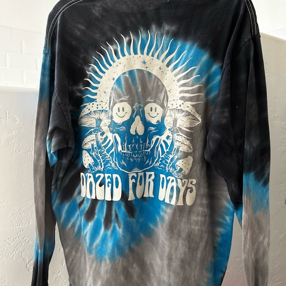 Pac Sun blue, black, gray and white long sleeve tie dye shirt - Picture 10 of 11